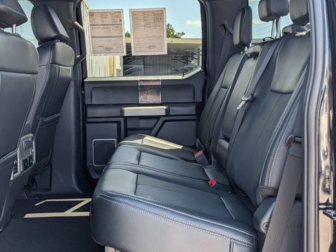 Certified 2022 Ford F250 Lariat w/ Tremor Off-Road Package image 21