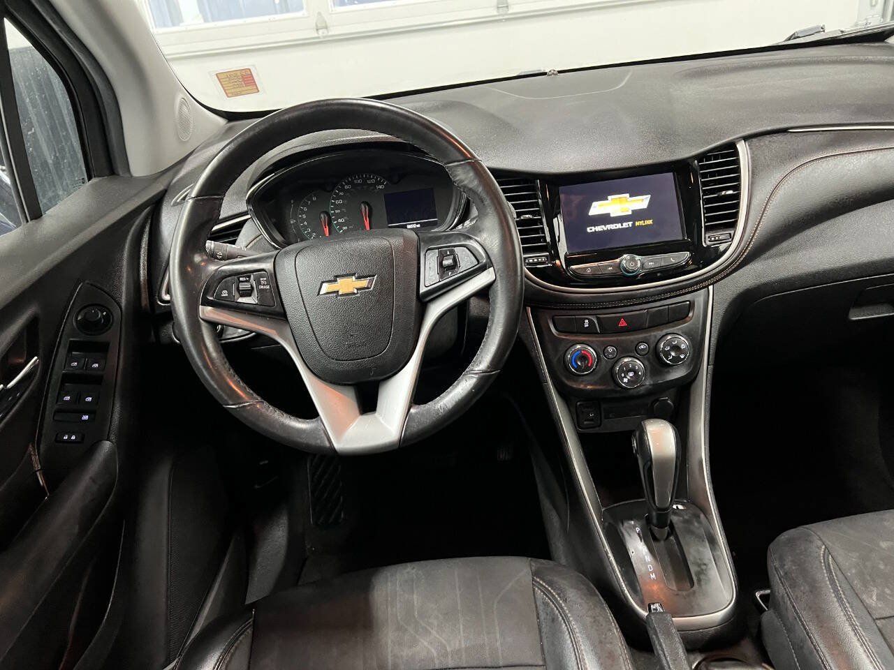 Used 2018 Chevrolet Trax LT w/ Driver Confidence Package AWD/4WD image 8