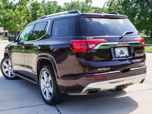 Used 2018 GMC Acadia Denali w/ Technology Package AWD/4WD image 18
