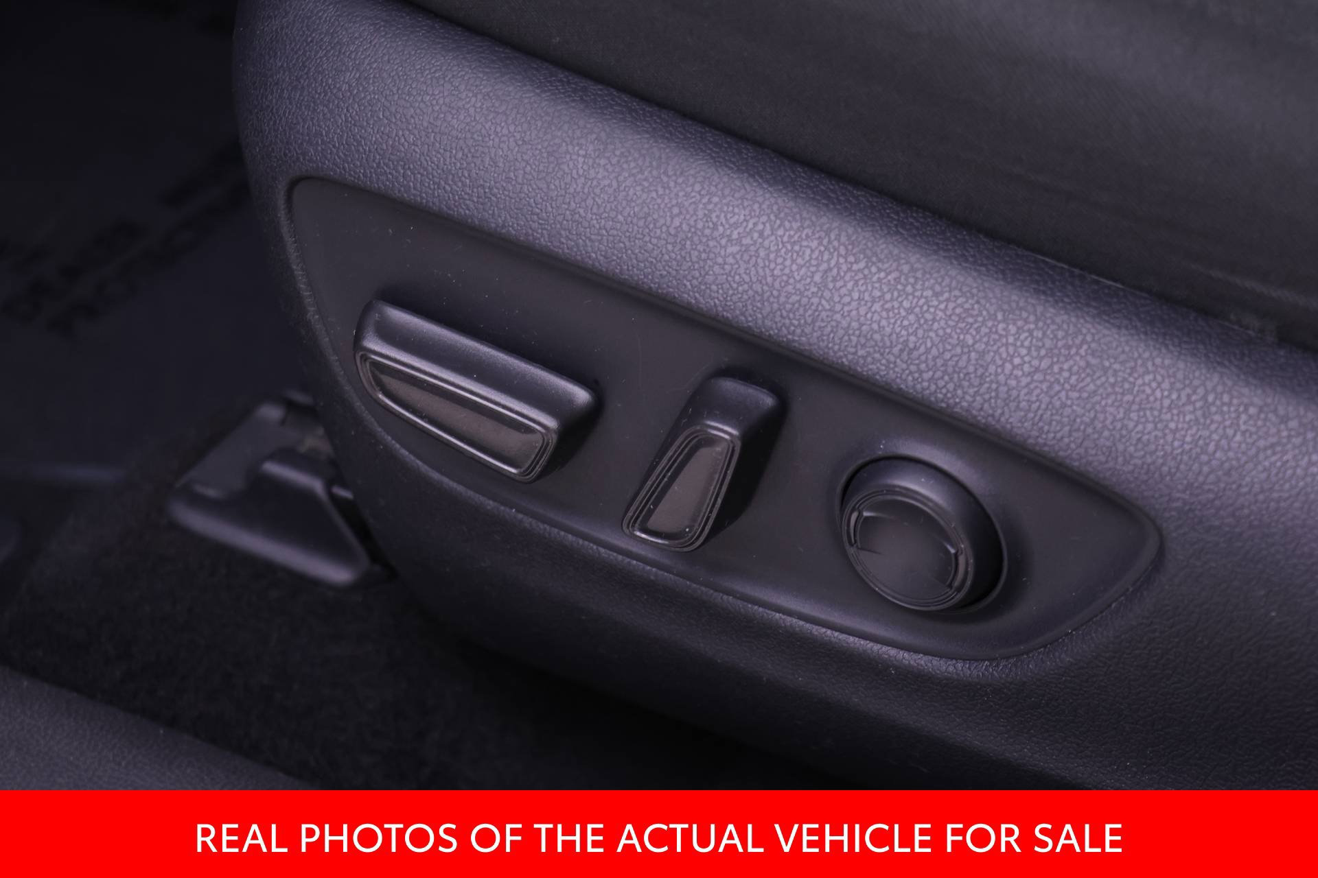 Certified 2025 Toyota RAV4 XLE AWD/4WD image 15