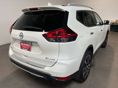 Used 2019 Nissan Rogue SL w/ Premium Package AWD/4WD image 3