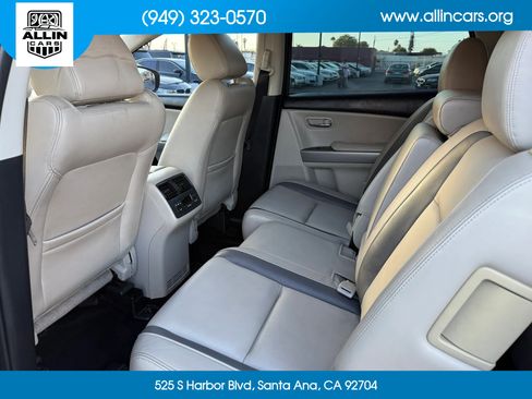 Used 2012 MAZDA CX-9 Grand Touring w/ Moonroof & Bose Audio Pkg FWD image 8