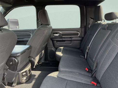 Used 2026 RAM 2500 Big Horn AWD/4WD image 19