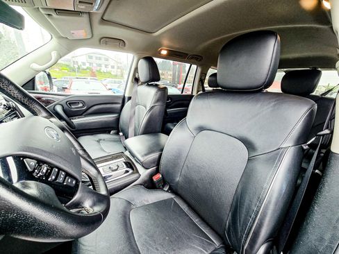 Used 2024 INFINITI QX80 Luxe image 10