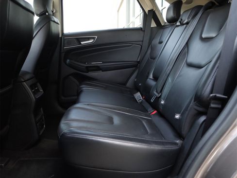 Used 2019 Ford Edge Titanium w/ Cargo Accessory Package image 19