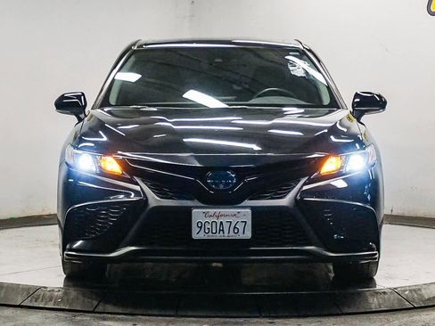 Used 2023 Toyota Camry SE w/ Audio Upgrade Package image 6