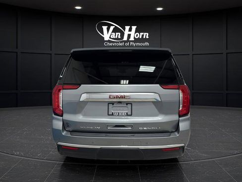 Used 2023 GMC Yukon Denali AWD/4WD image 6