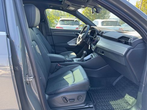 Used 2022 Audi Q3 2.0T Premium image 28