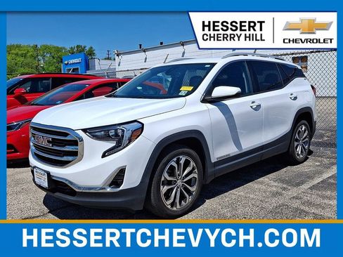 Certified 2021 GMC Terrain SLT AWD/4WD image 1
