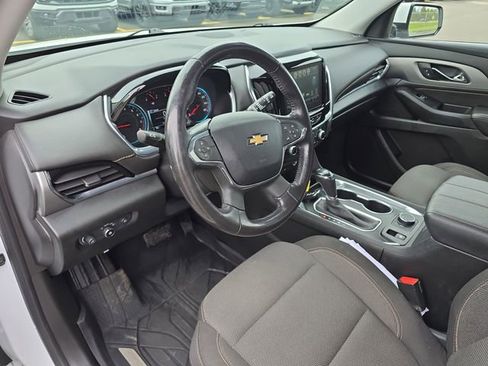 Used 2019 Chevrolet Traverse LT FWD image 15