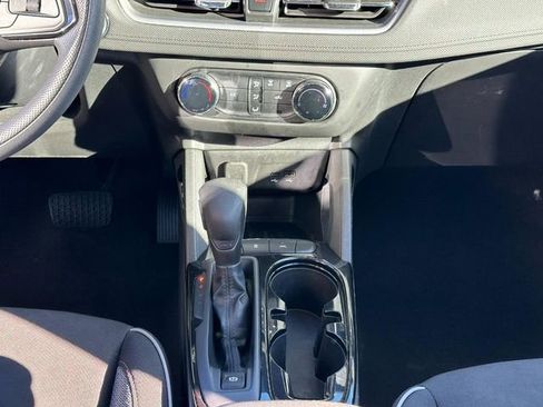 Used 2024 Chevrolet TrailBlazer LS image 14