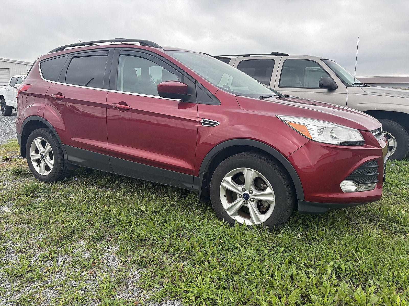 Used 2013 Ford Escape SE AWD/4WD image 2