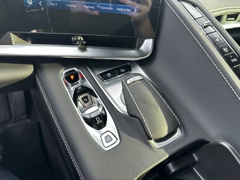 Used 2025 Chevrolet Corvette Stingray Preferred Cpe w/ 2LT image 54