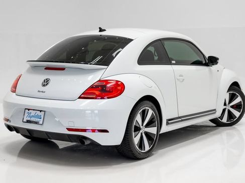 Used 2015 Volkswagen Beetle R-Line FWD image 28