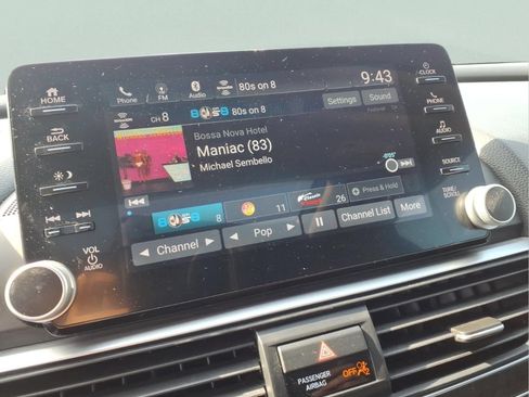 Used 2019 Honda Accord EX image 9