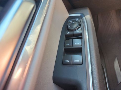 Used 2025 GMC Sierra 1500 SLT w/ SLT Premium Plus Package AWD/4WD image 27