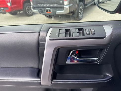 Used 2023 Toyota 4Runner SR5 image 17