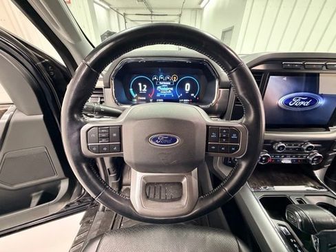Used 2021 Ford F150 Lariat image 11