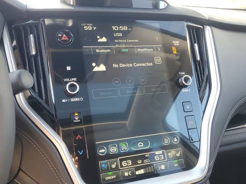 Used 2025 Subaru Outback Touring XT image 21