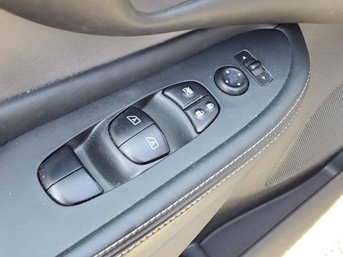 Used 2019 Nissan Murano S AWD/4WD image 20