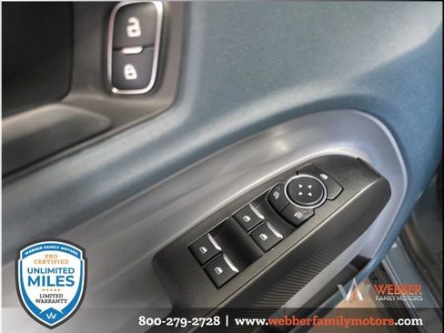 New 2025 Ford Maverick XLT w/ XLT Luxury Package image 13