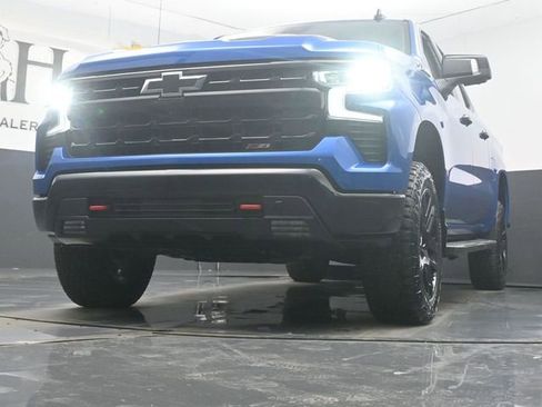 Used 2022 Chevrolet Silverado 1500 LT Trail Boss w/ LT Trail Boss Premium Package image 4