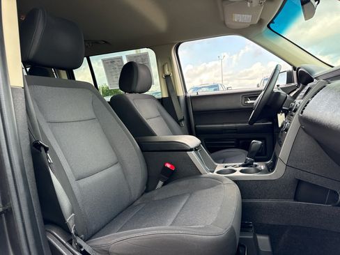 Used 2019 Ford Flex SE FWD image 23