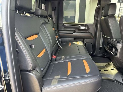 Used 2025 GMC Sierra 2500 AT4 w/ AT4 Premium Plus Package image 10