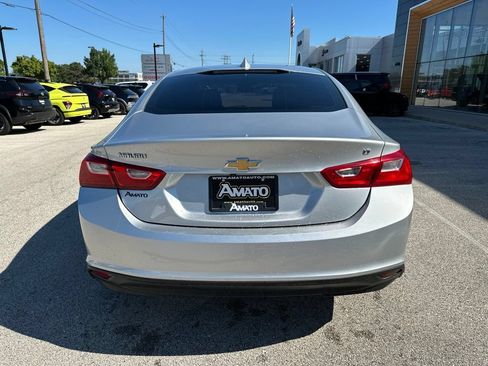 Used 2017 Chevrolet Malibu LT FWD image 7