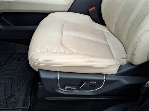 Used 2022 Ford Expedition Max Platinum image 14