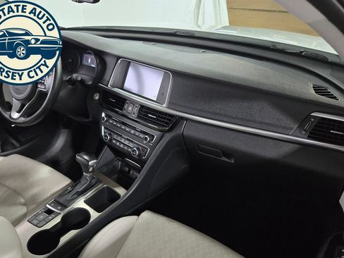 Used 2017 Kia Optima EX w/ Technology Package FWD image 40