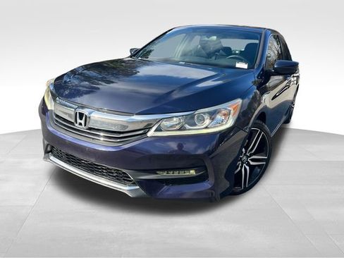Used 2016 Honda Accord Sport image 9