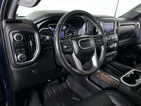 Used 2019 GMC Sierra 1500 Denali w/ Denali Ultimate Package AWD/4WD image 10