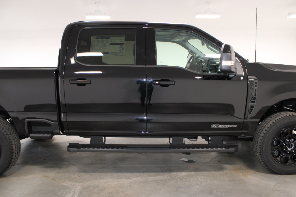 New 2026 Ford F350 Lariat w/ Black Appearance Package AWD/4WD image 8