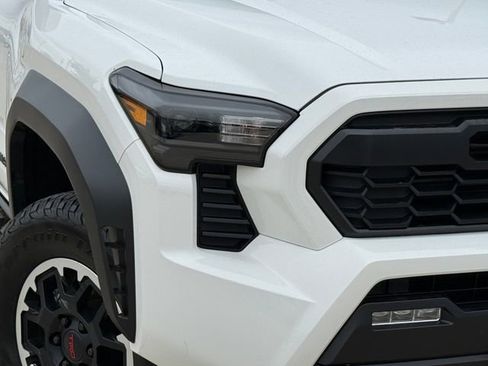 Used 2024 Toyota Tacoma TRD Off-Road AWD/4WD image 3