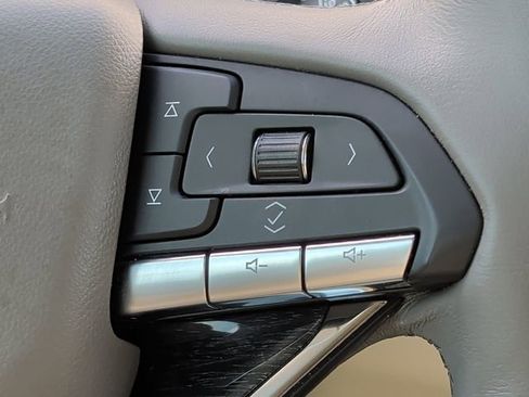 Certified 2022 Cadillac XT6 Premium Luxury w/ Technology Package image 12