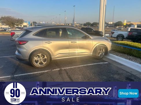 Used 2023 Ford Escape ST-Line w/ Tech Pack #1 FWD image 1