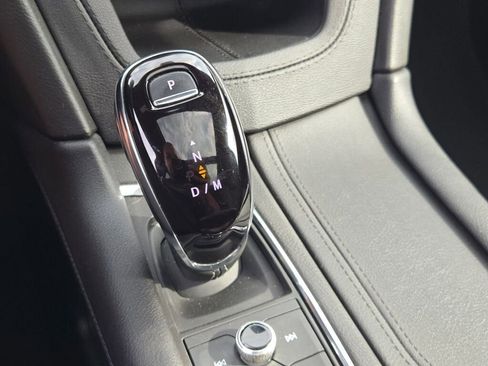 Used 2024 Cadillac XT5 Premium Luxury AWD/4WD image 30