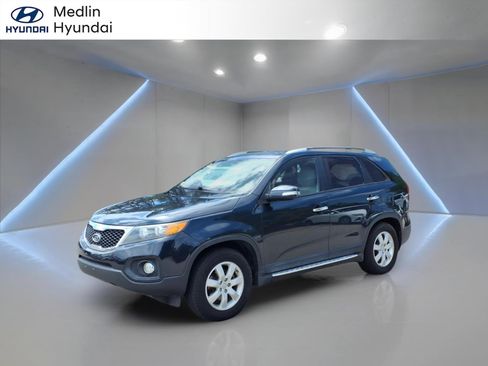 Used 2012 Kia Sorento LX w/ Convenience Pkg FWD image 7