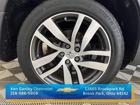 Used 2018 Honda Pilot Touring image 29