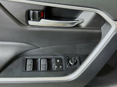 Certified 2022 Toyota RAV4 XLE AWD/4WD image 22