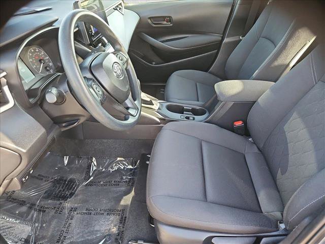 Used 2025 Toyota Corolla LE FWD image 21