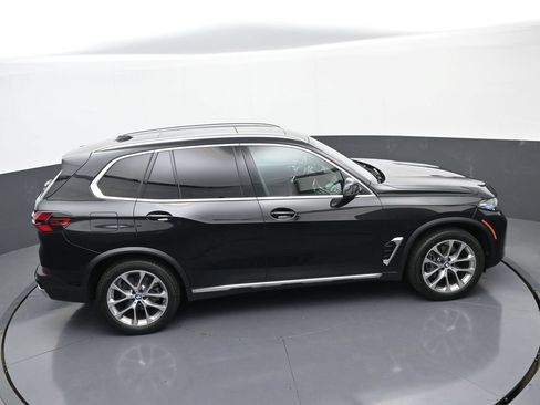 Used 2026 BMW X5 xDrive40i AWD/4WD image 37