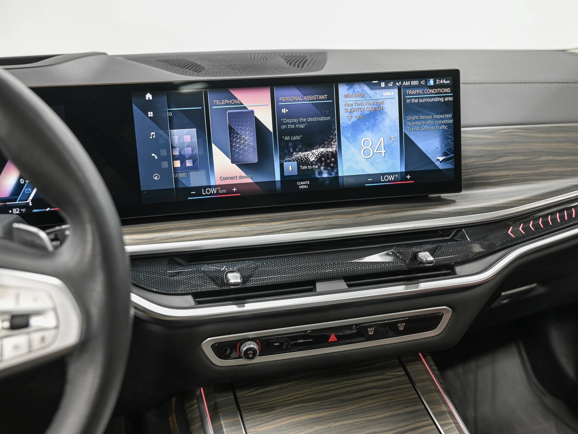 Used 2023 BMW X7 xDrive40i w/ Premium Package AWD/4WD image 22