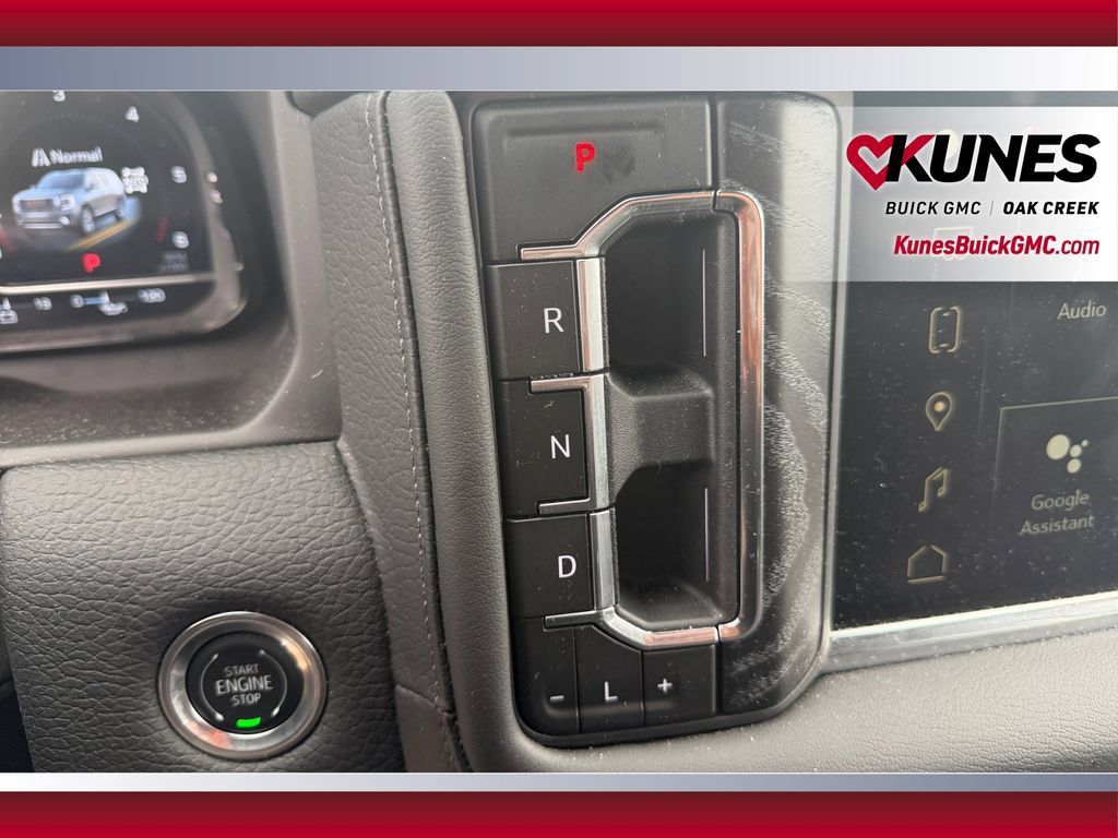 Used 2024 GMC Yukon Denali AWD/4WD image 29