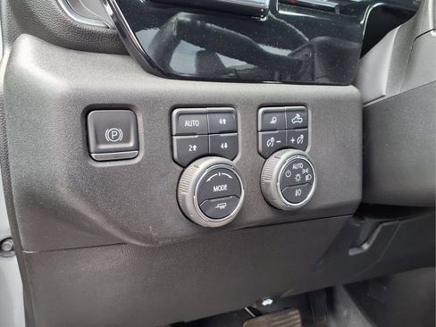 Certified 2024 Chevrolet Silverado 1500 RST w/ Convenience Package II AWD/4WD image 17