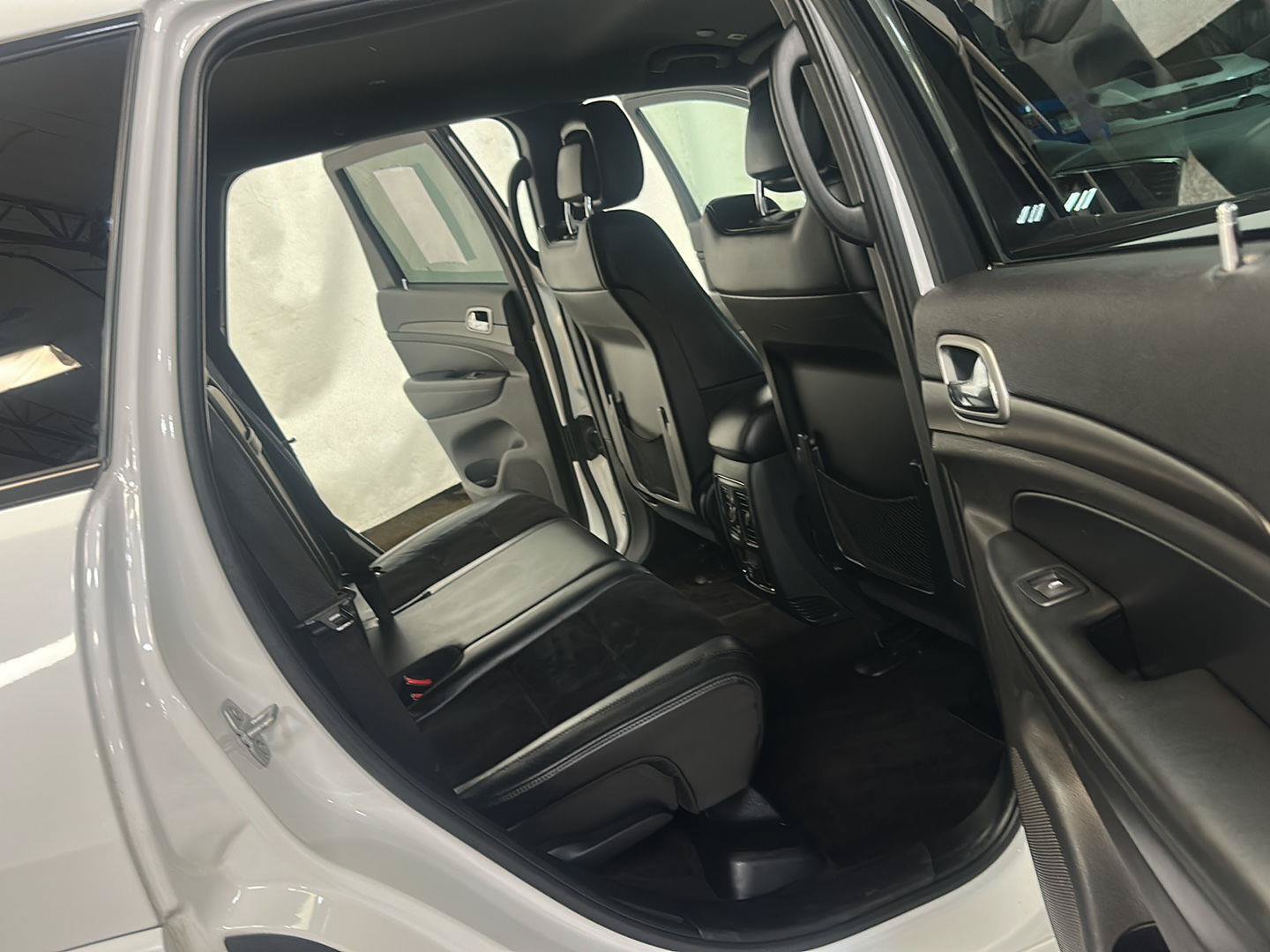 Used 2018 Jeep Grand Cherokee Altitude AWD/4WD image 29