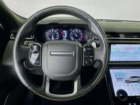 Used 2018 Land Rover Range Rover Velar R-Dynamic SE image 11