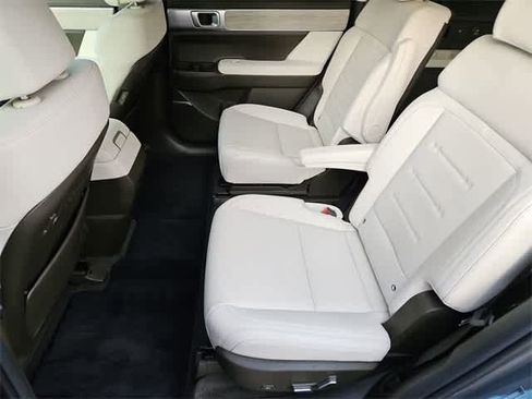 Certified 2025 Hyundai Santa Fe Calligraphy image 20