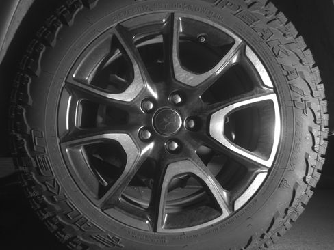 Used 2025 Jeep Compass Trailhawk image 14